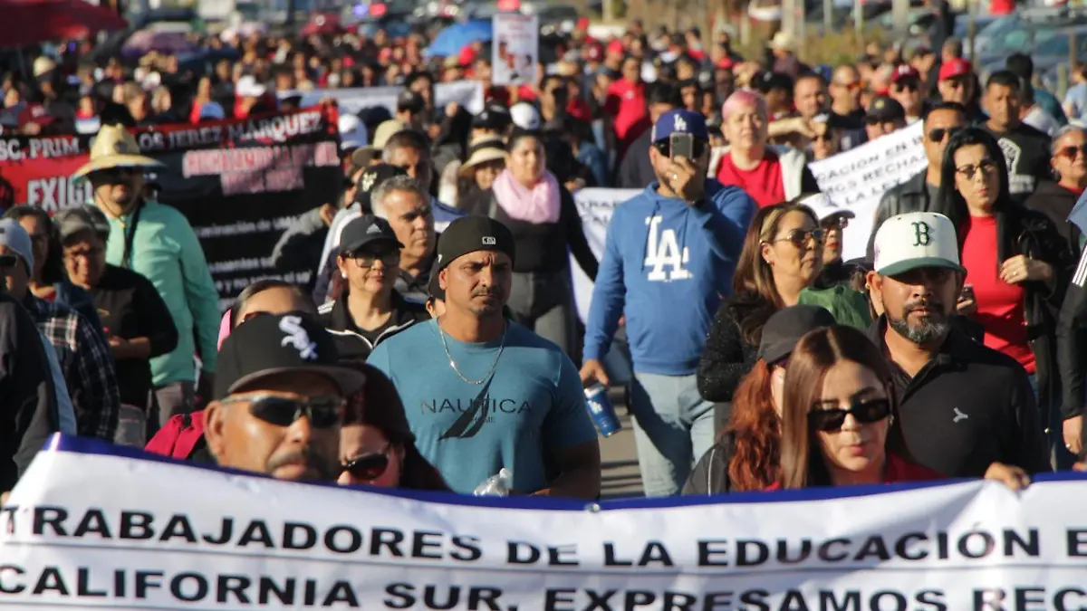 rechazo a ley del issste en baja california sur