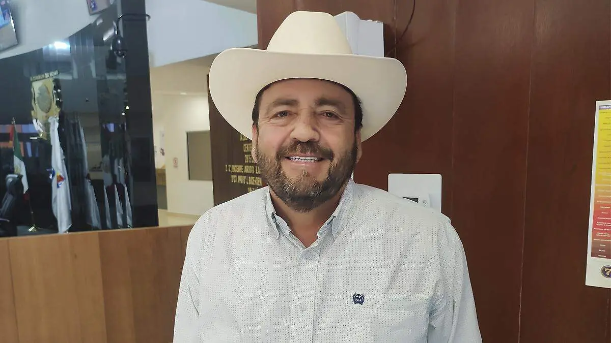 diputado Venustiano Perez Sanchez de Morena.