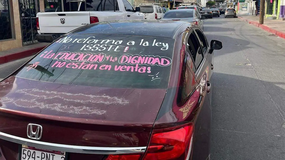 que tipo de movilización realizaron los maestros en san jose del cabo