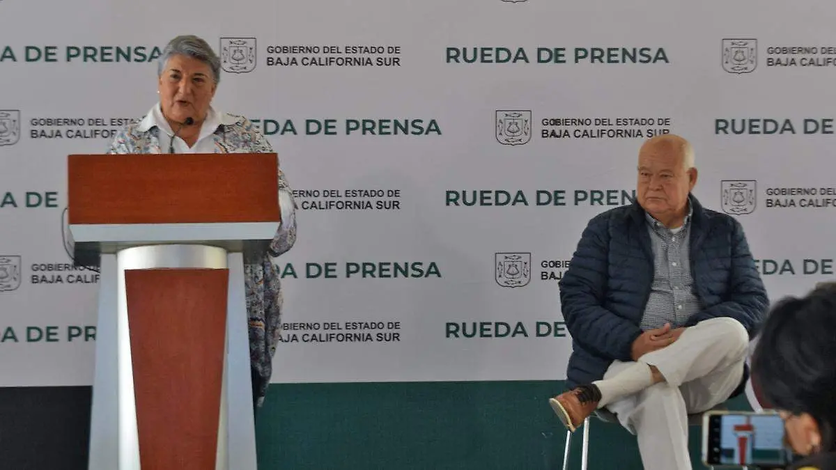 rueda de prensa finanzas gobernador