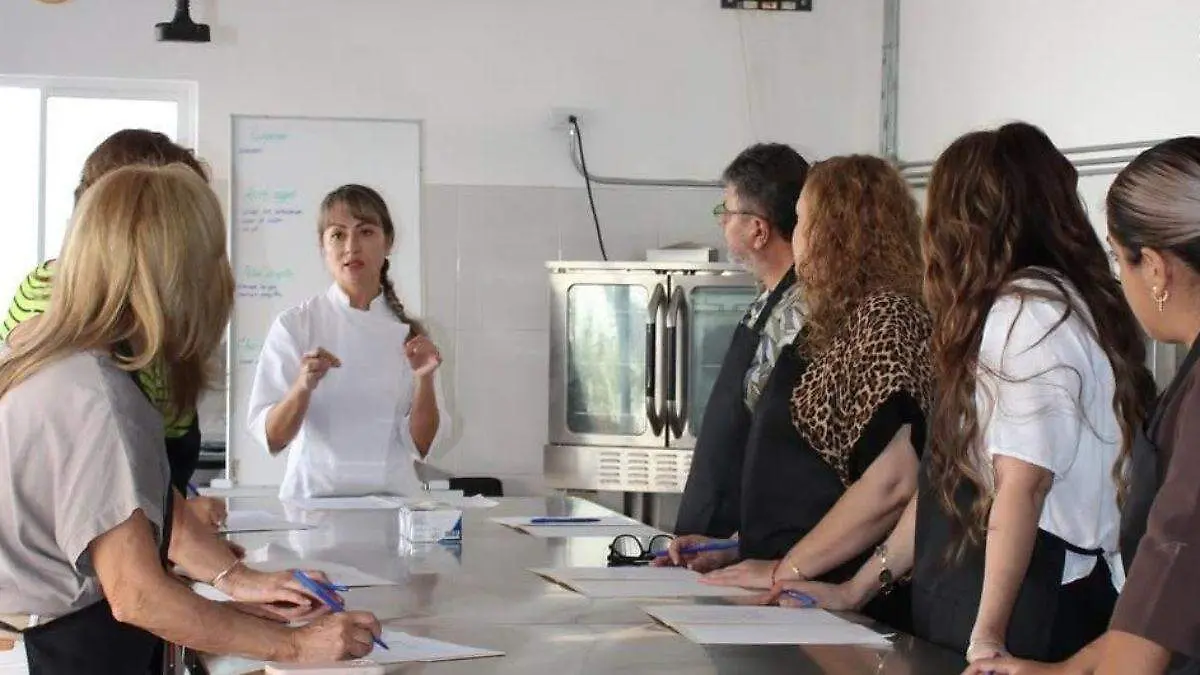 chef da clases de cocina rusa en la paz