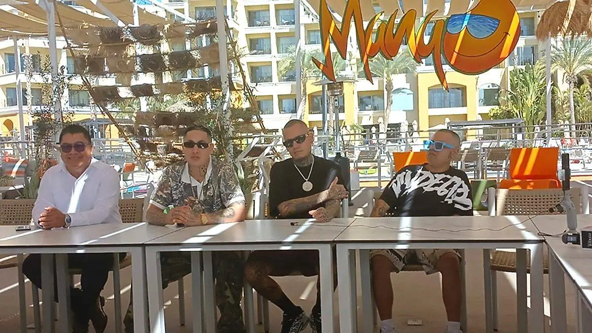 Aleman en conferecia fiestas tradicionales los cabos