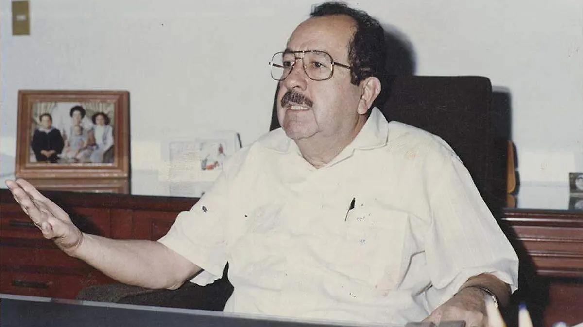 angel cesar mendoza en 1993