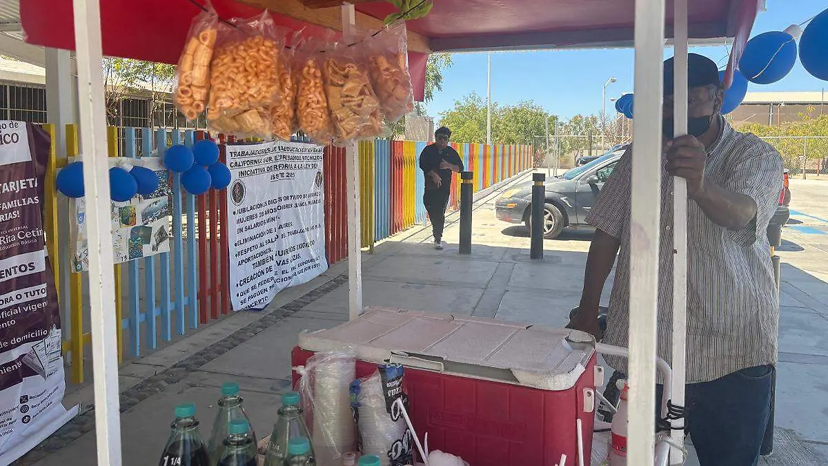 vendedor escuelas la paz