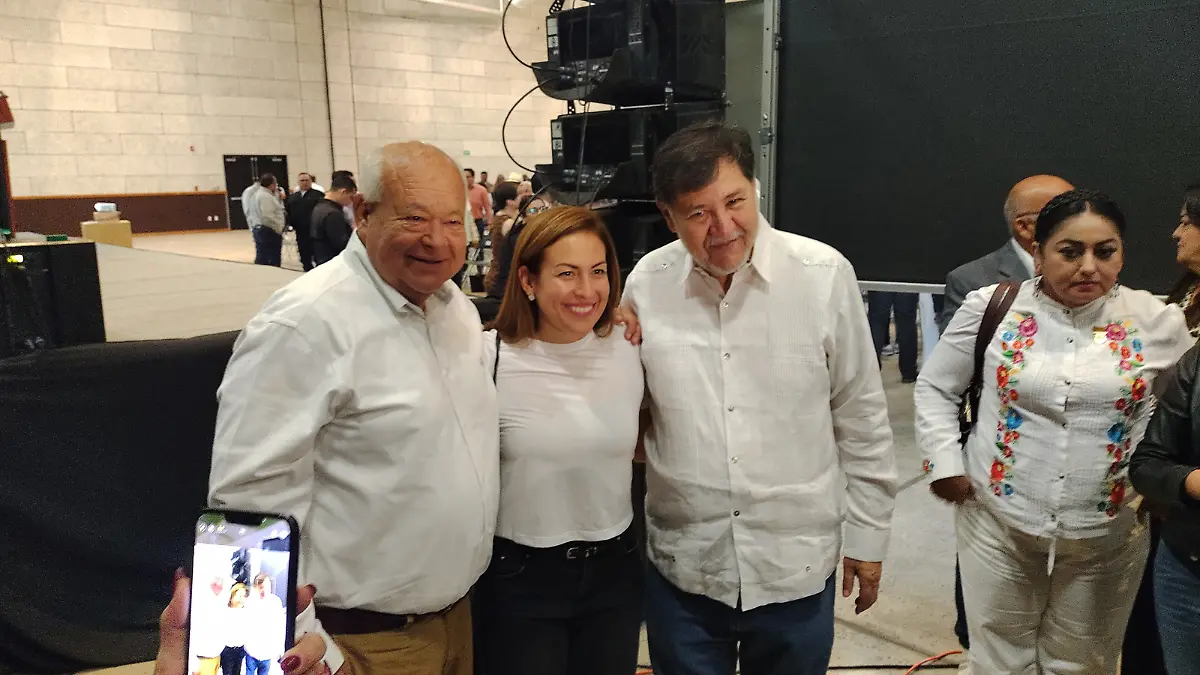 gerardo fernandez norona en la paz