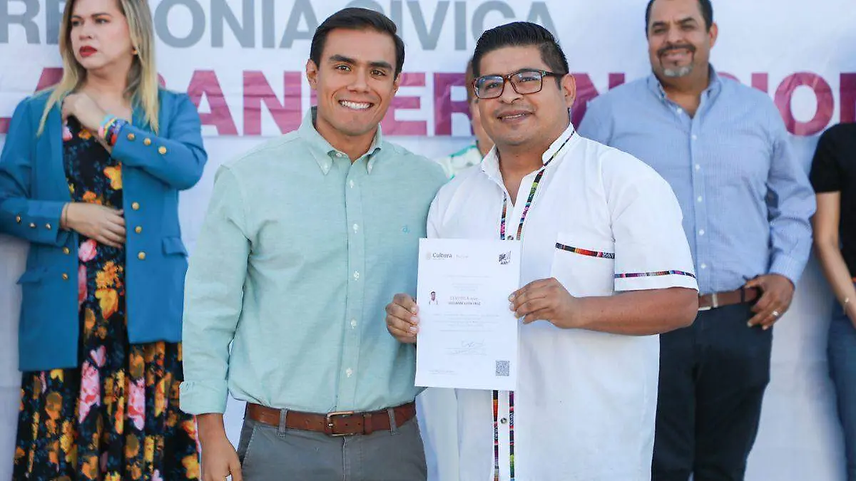 Certifican a cinco intérpretes de lengua mixteca en La Paz