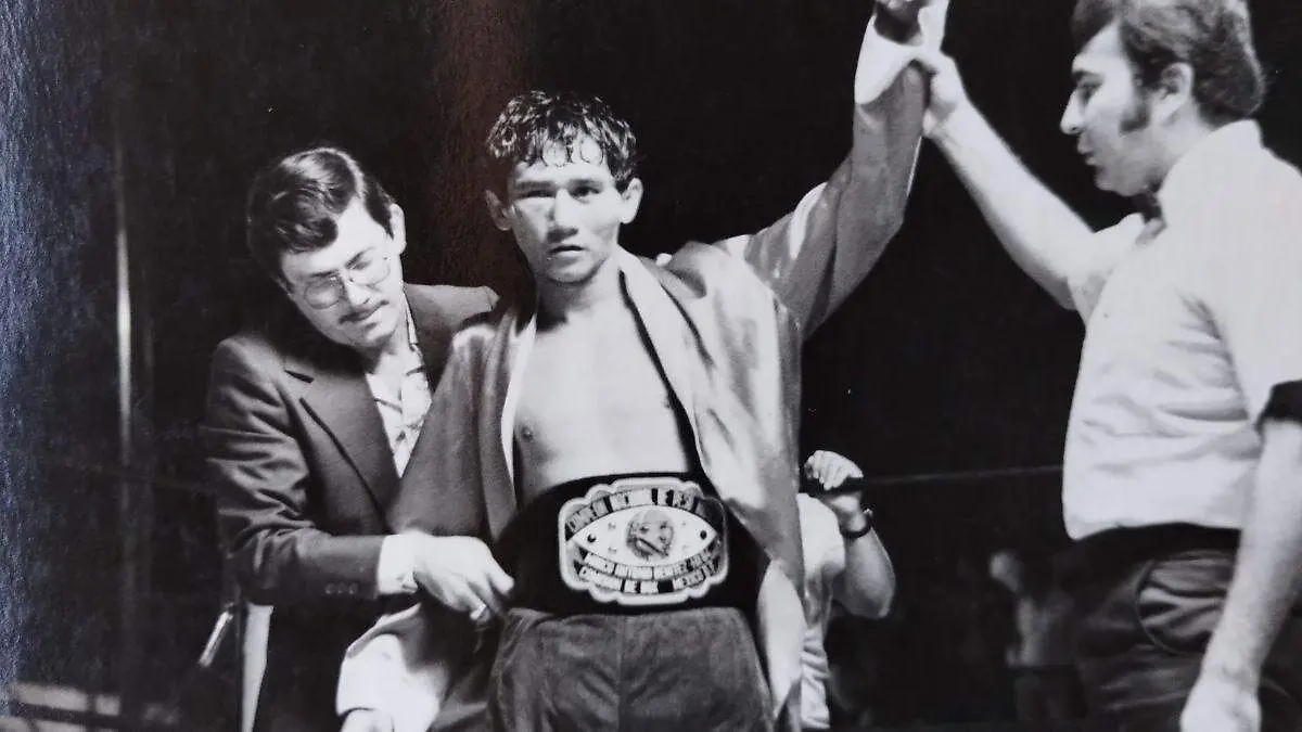 ultima visita de luis spota a la paz fue para una pelea de campeonato de box