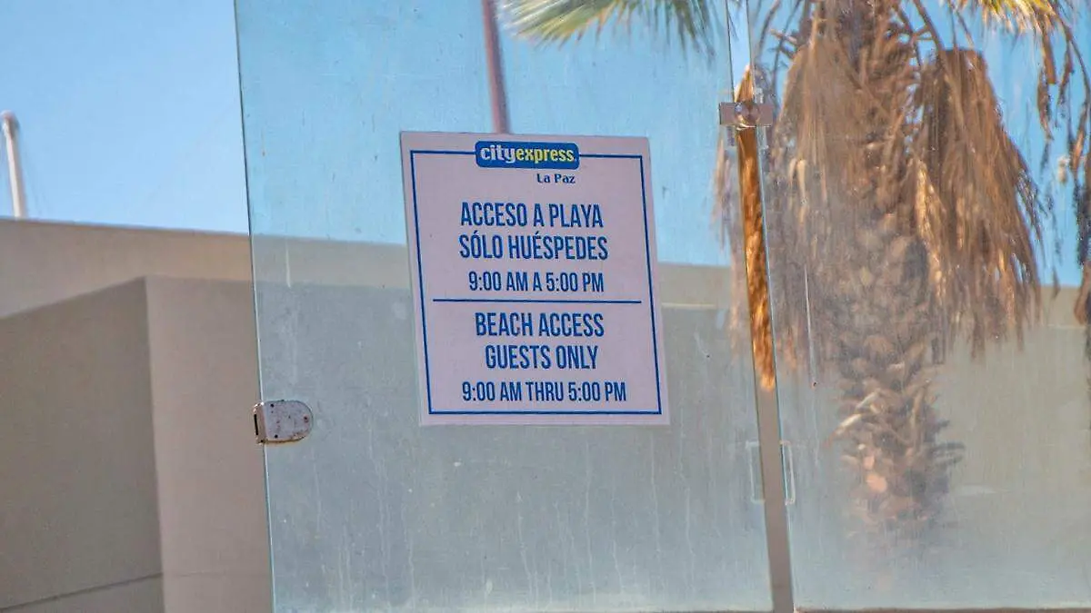 acceso a playa huespedes en hotel cityexpress