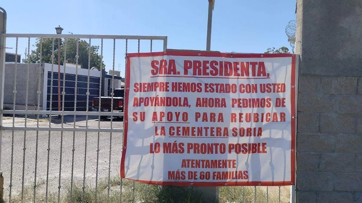 lona protesta cementera