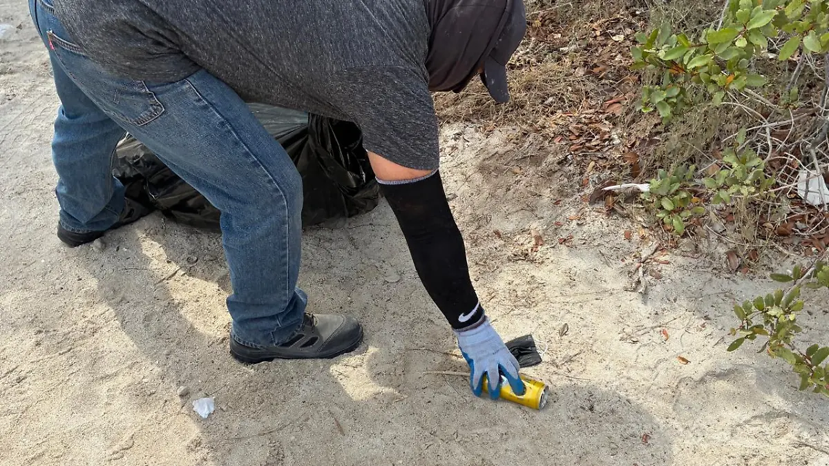 playas de la paz llenas de basura