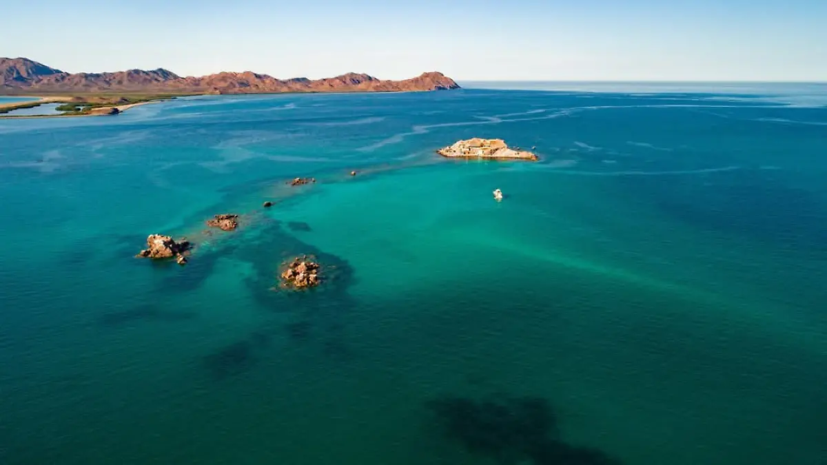isla y playa el pardito