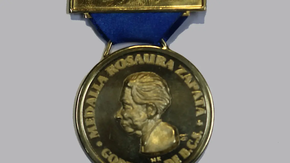 medalla rosaura zapata