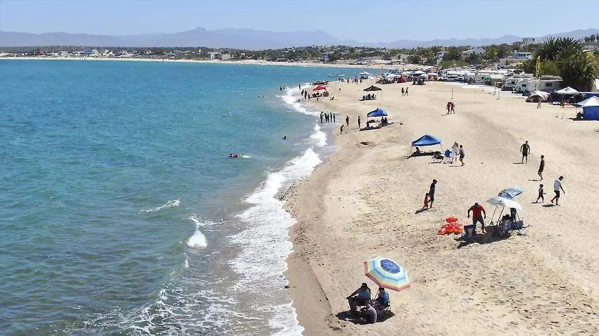 cuantas playas han sido bloqueadas por particulares en la paz