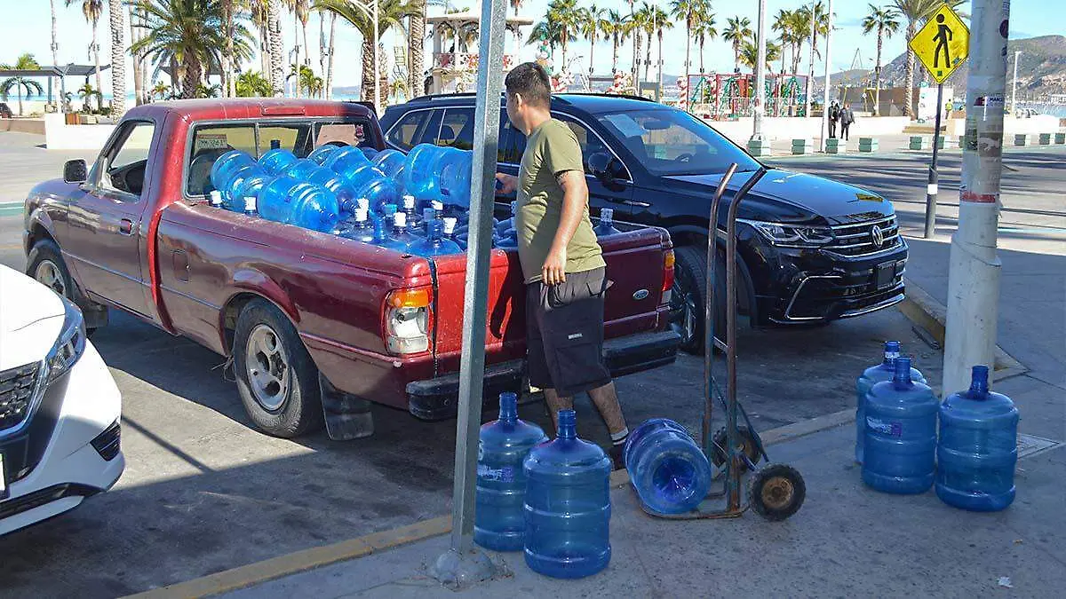 donde puedo buscar empleos en bcs