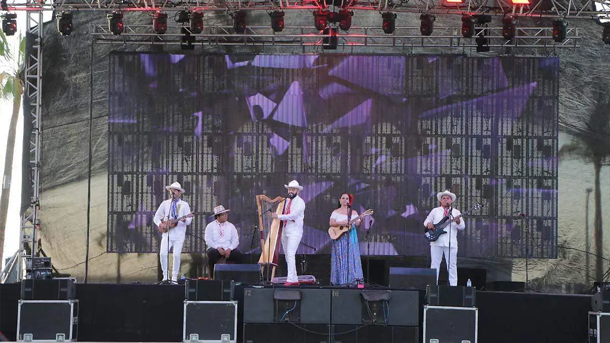 por cuantos días más estarán las fiestas de fundación