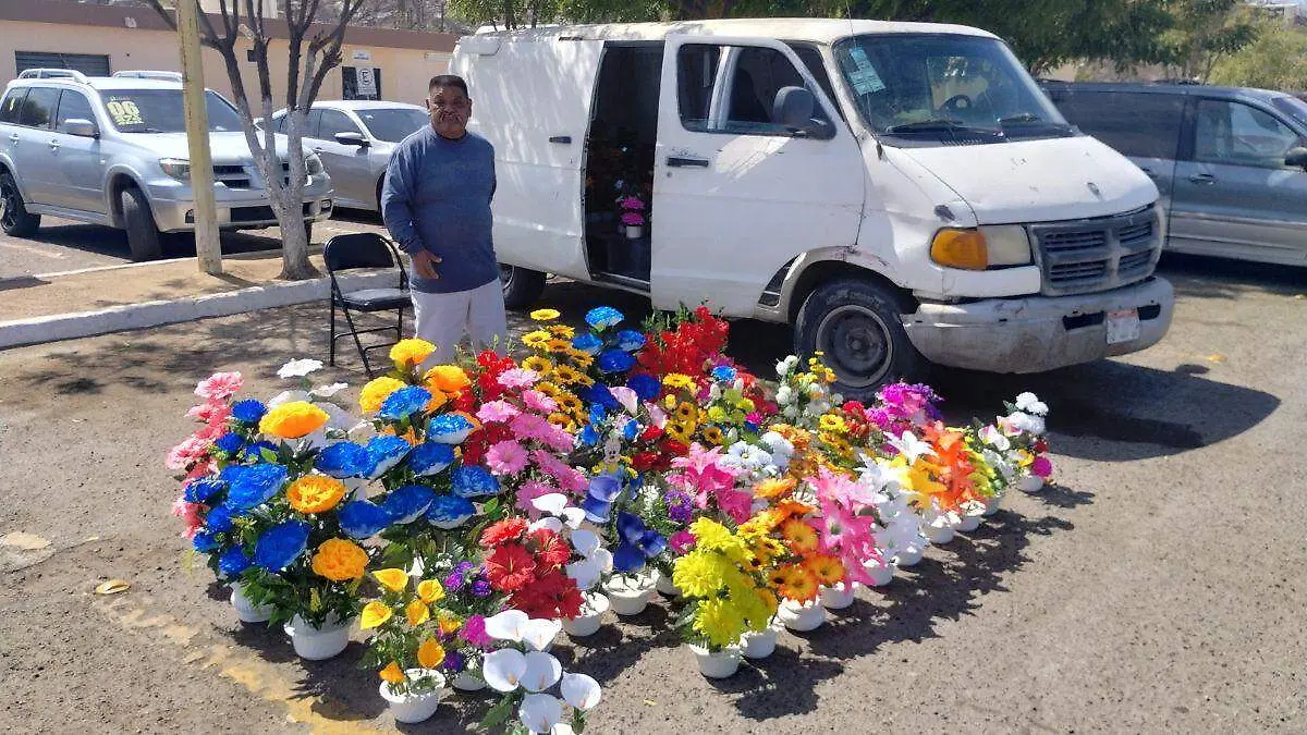 los panteones de la paz ya se alistan para el dia de las madres