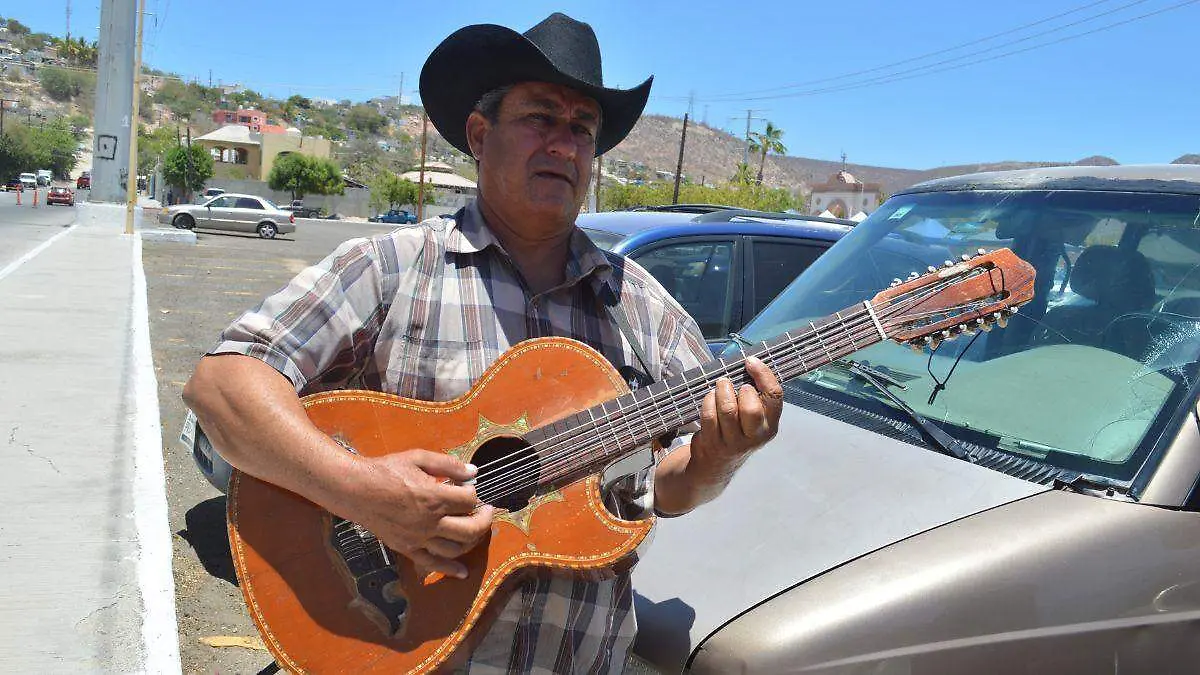 bajan las contrataciones de musicos en panteones de la paz