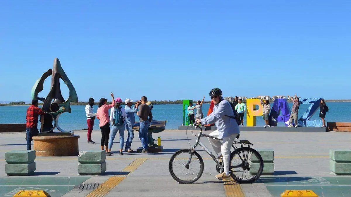 fin de semana cierre vial en el malecon de la paz