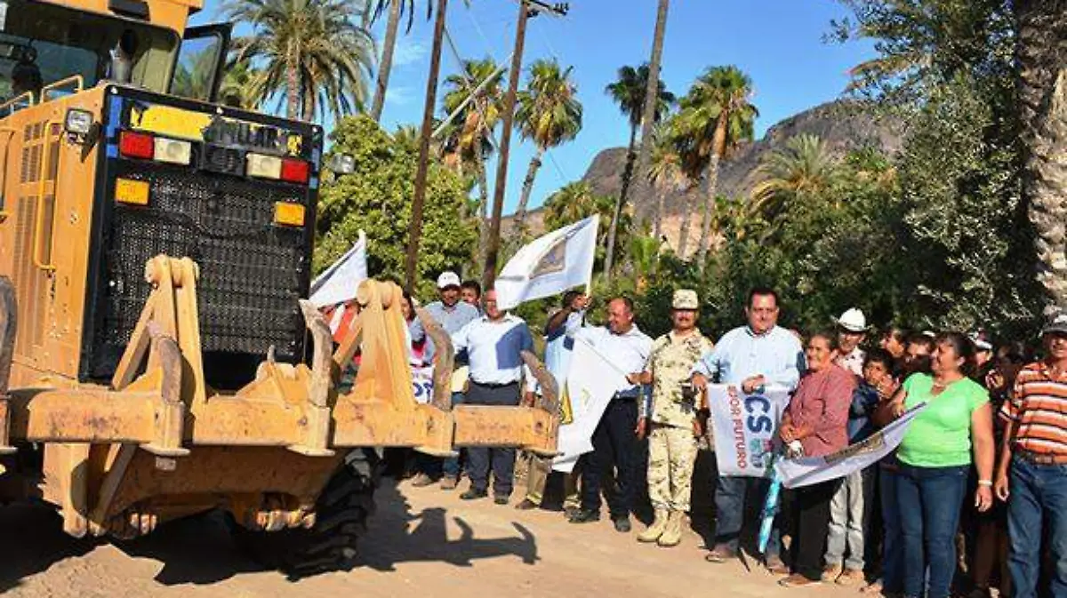 El gobernador Carlos Mendoza Davis.