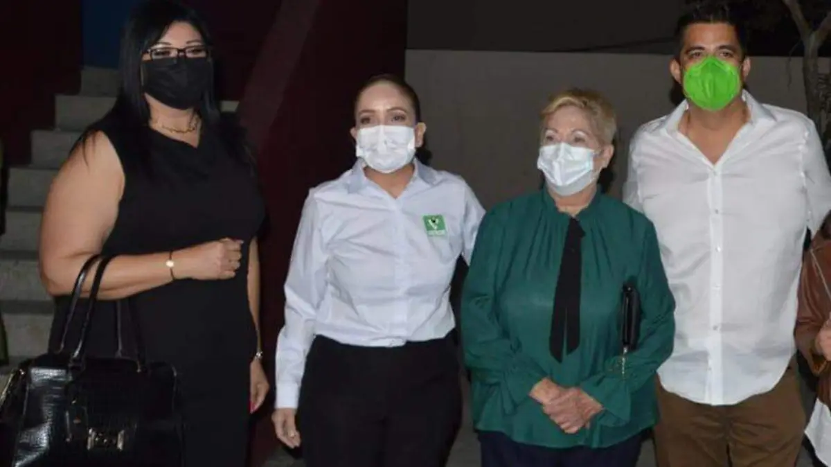 Se registra Azucena Meza por la alcaldía de La Paz