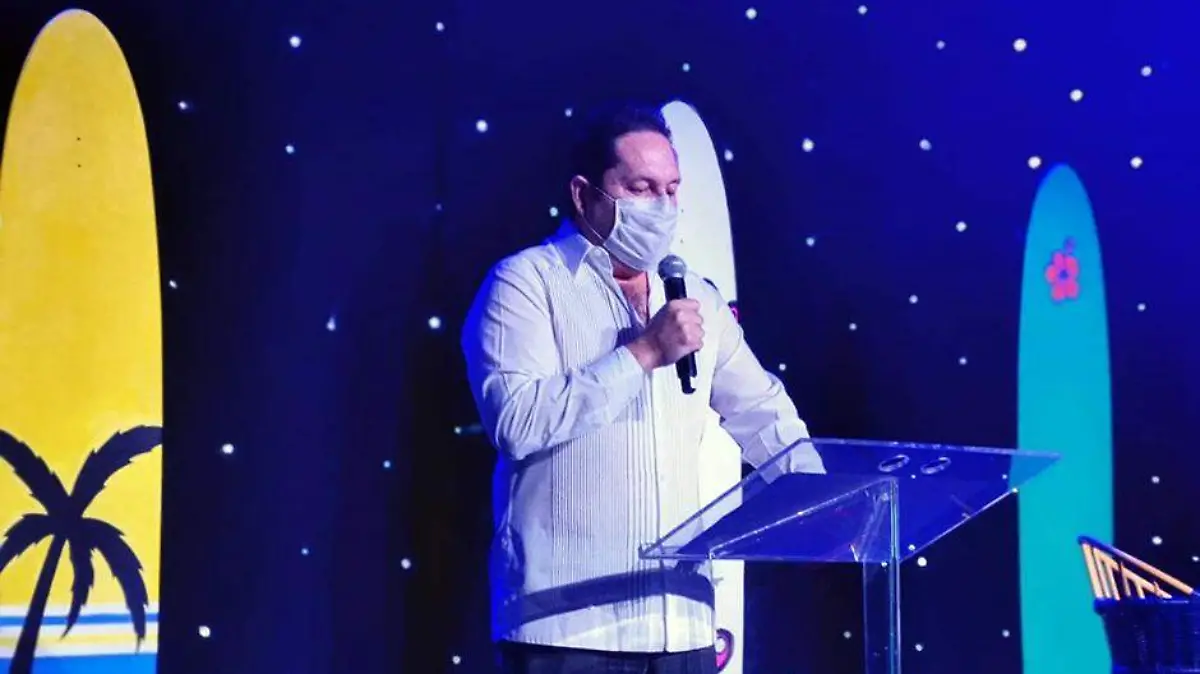 LUIS ARAIZA