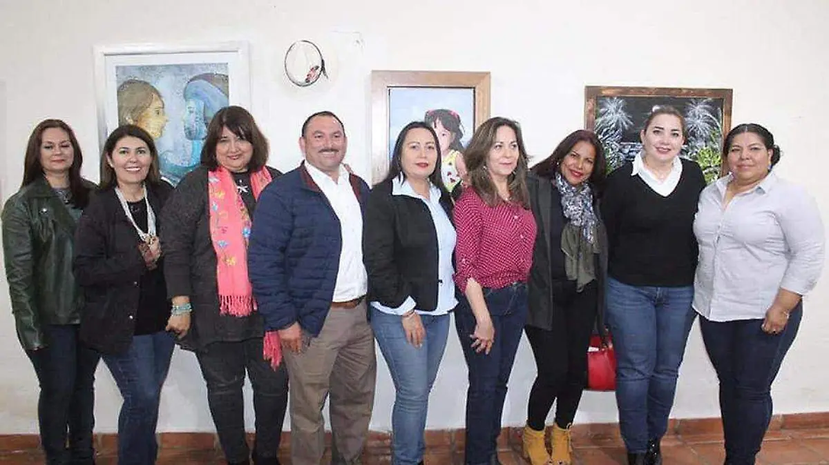 CON LA PARTICIPACION DE ARTISTAS LORETANAS...