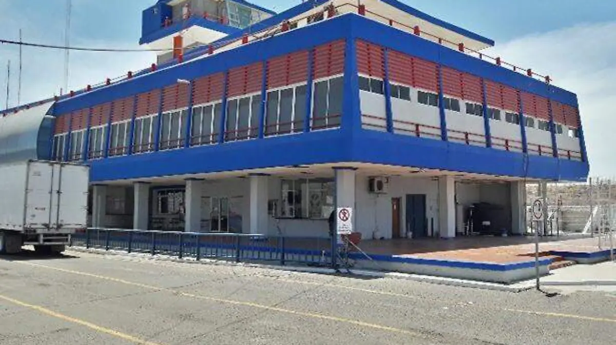 UNIDAD NAVAL (3)