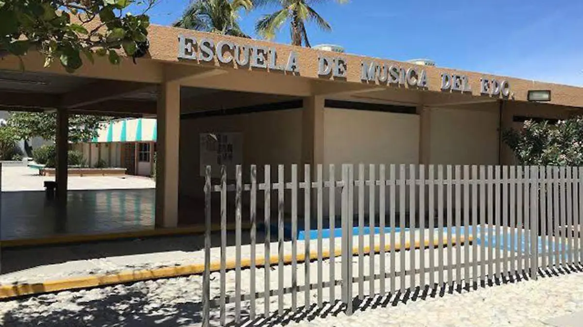 ISC_ESCUELA