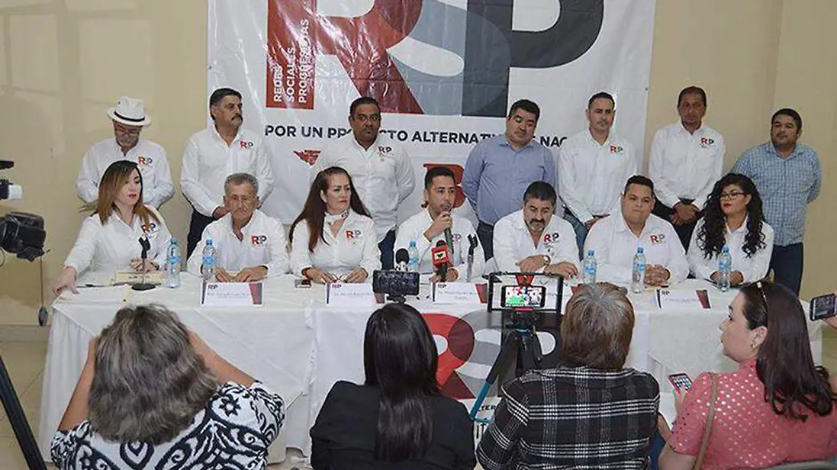 REDES SOCIALES PROGRESISTAS