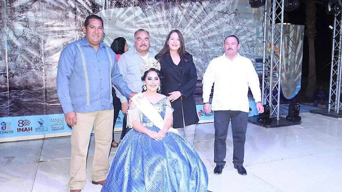 ALCALDESA DE LORETO ARELY...