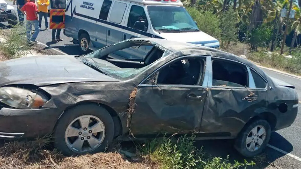 VOLCADURA TODOS SANTOS