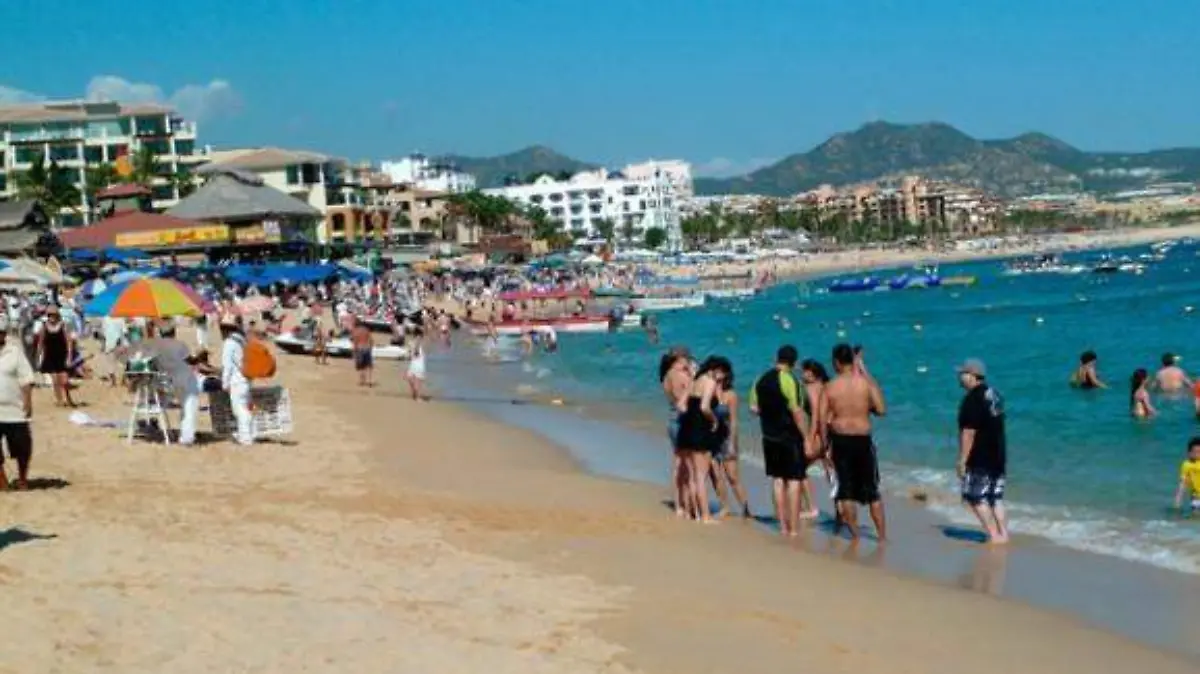 playa-el-medano-los-cabos
