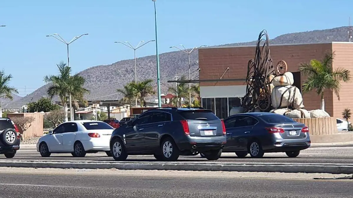 Nueva estafa para robar, chocan tu auto