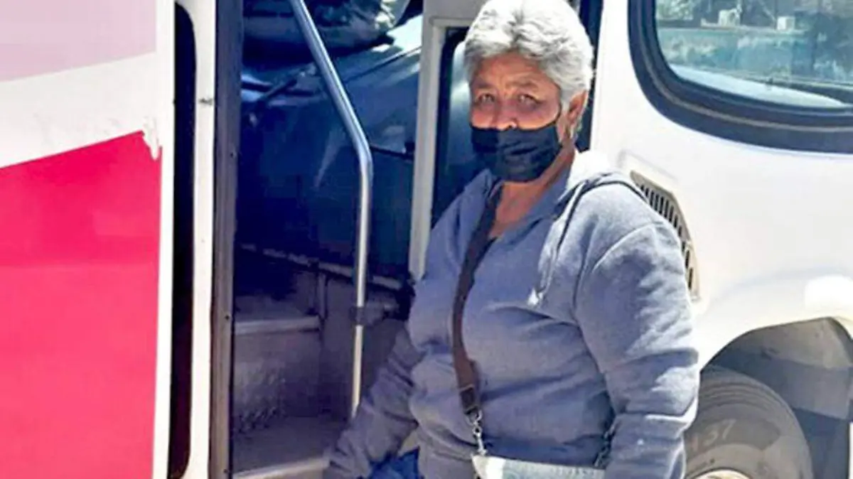 Recorren localidades de Comondú con mastógrafo móvil