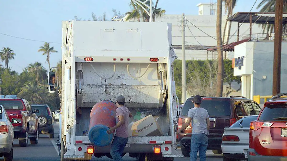 CAMION DE BASURA