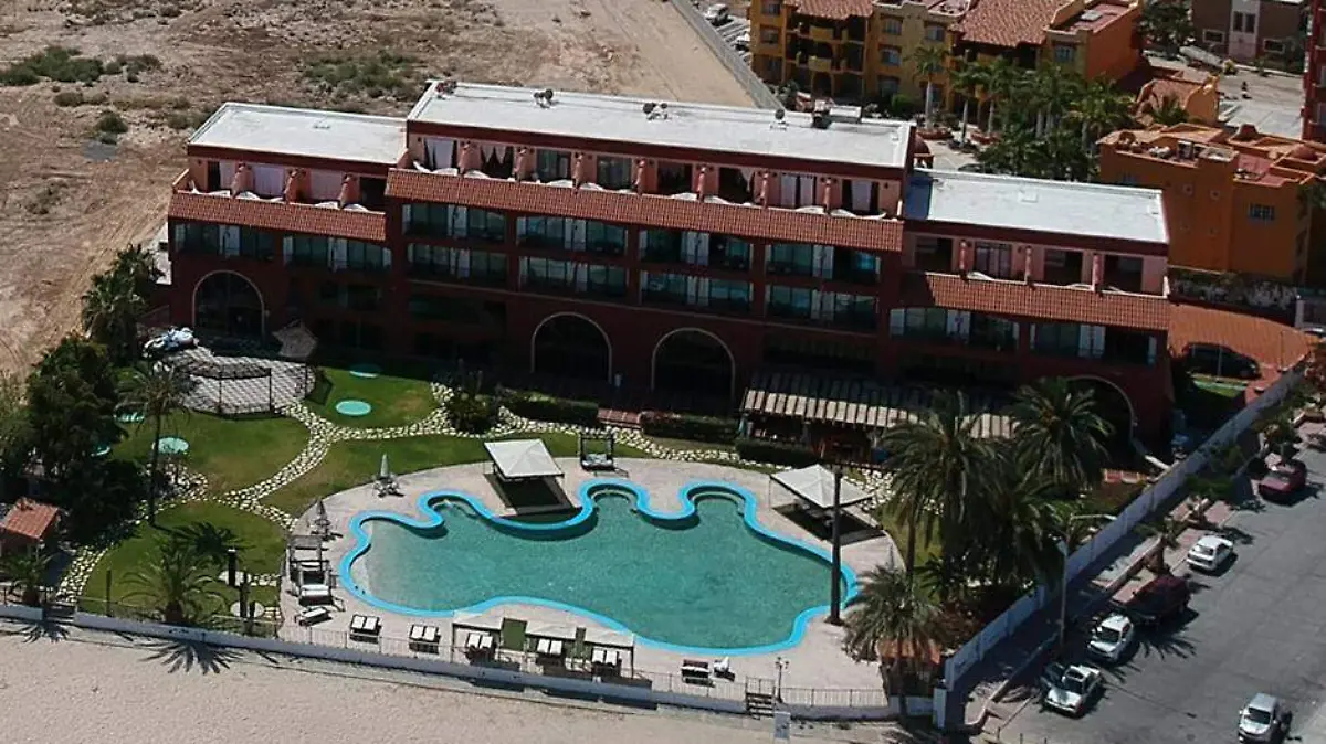HOTELES 4