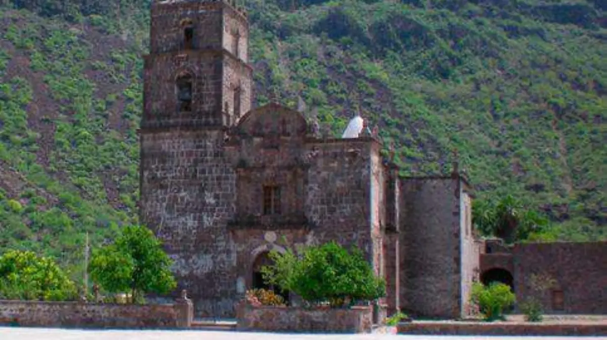 Mision-San-Javier-483x314