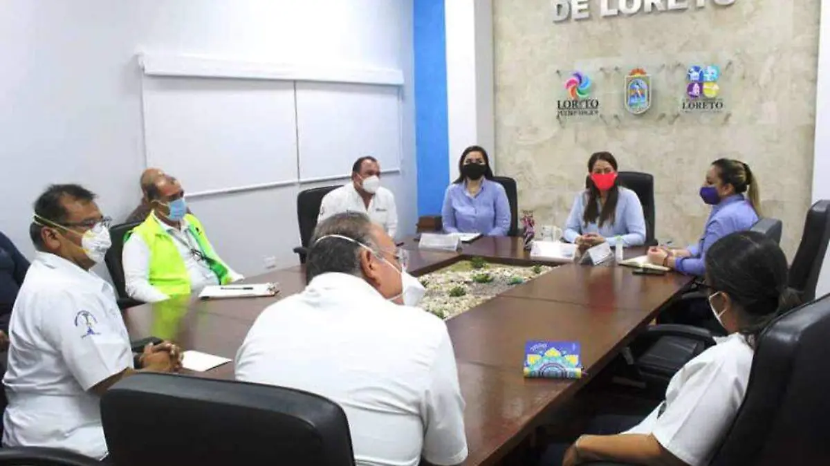 AUTORIDADES...
