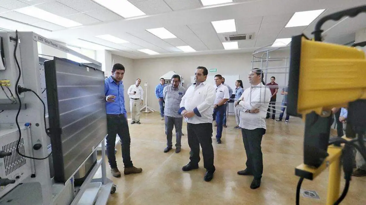 PRINCIPAL CMD_UNIVERSIDAD (2)