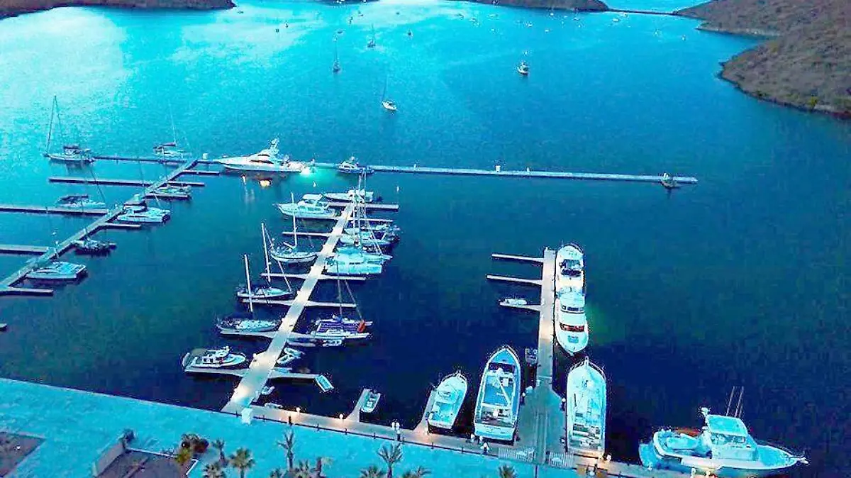 VISTA AEREA DE LA NUEVA MARINA