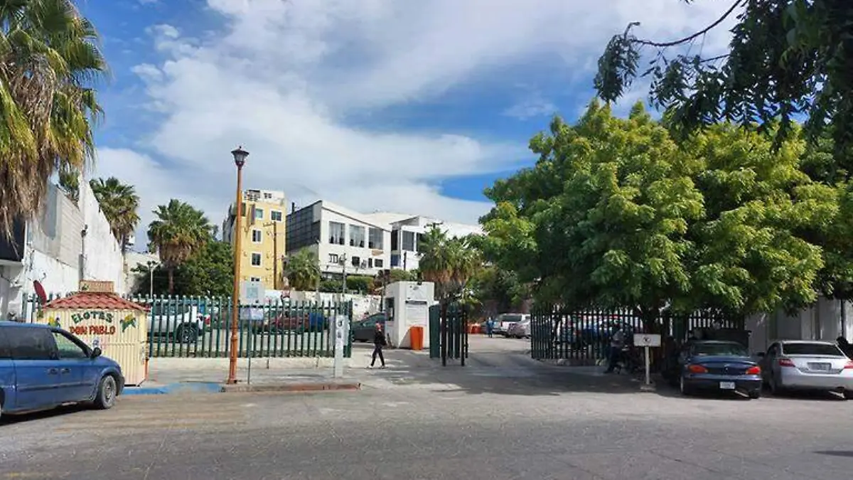 Escuela 18 de Marzo expropiación