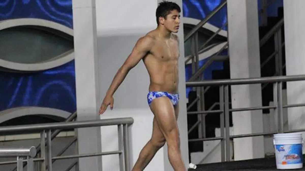 CLAVADOS CHUY AGUNDEZ