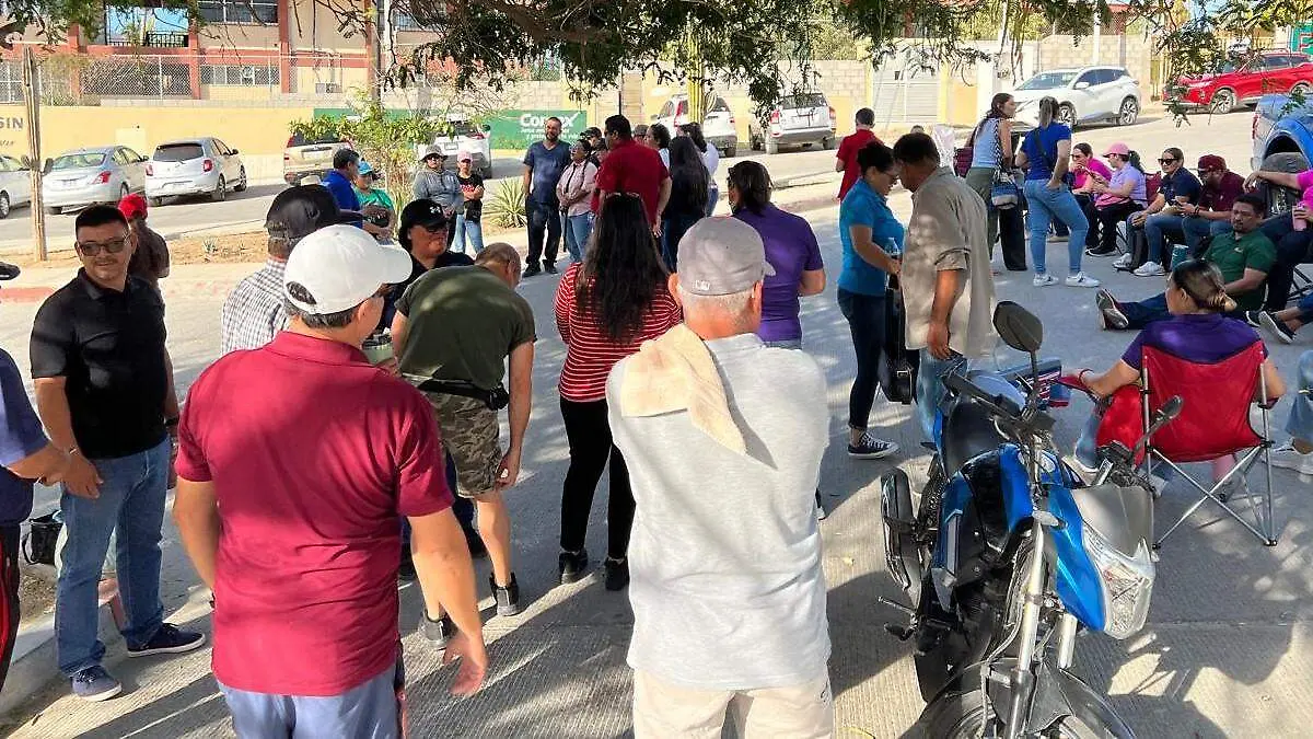 protesta secundaria tecnica 16 de Cabo San Lucas 2