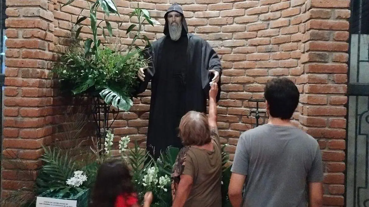 san-charbel-fieles-creyentes-la-paz
