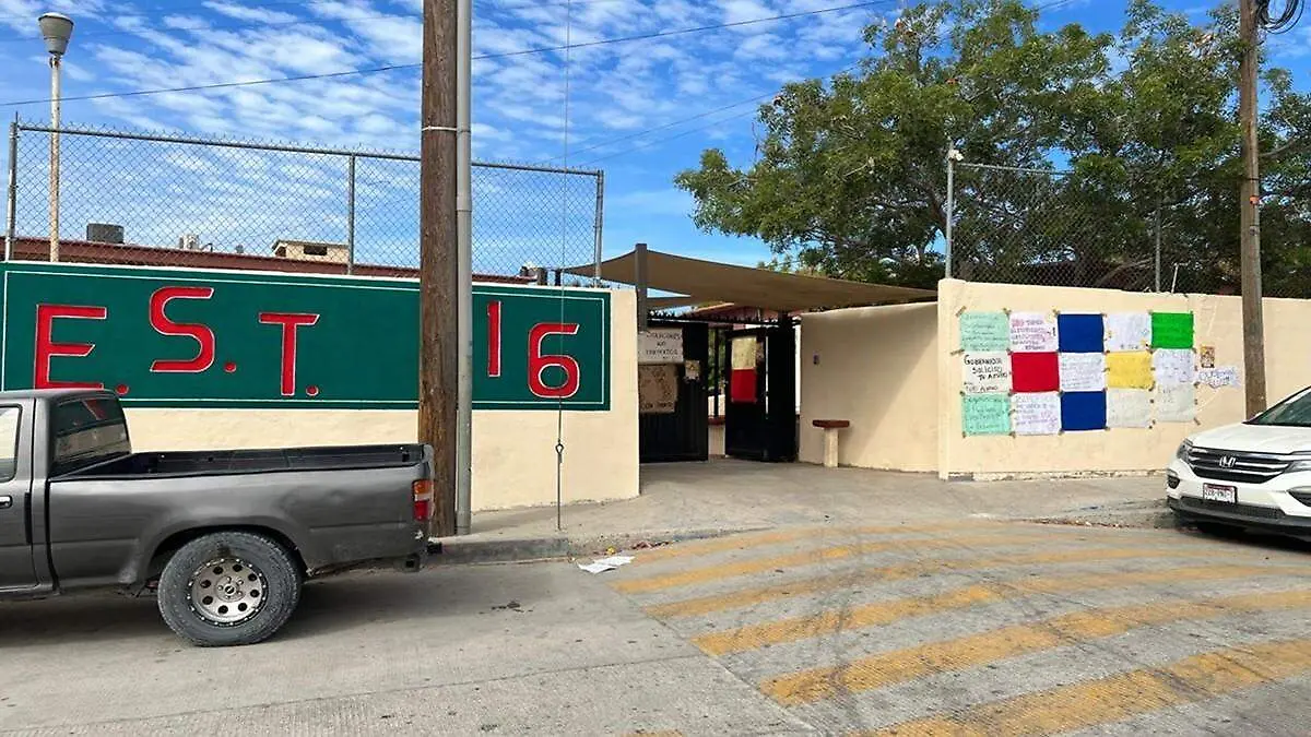 Secundaria tecnia 16 los cabos