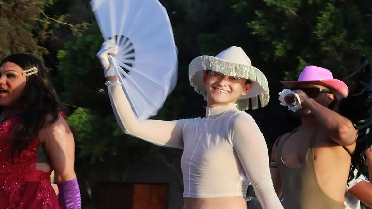 marcha-orgullo-lgbtq-cabo-san-lucas