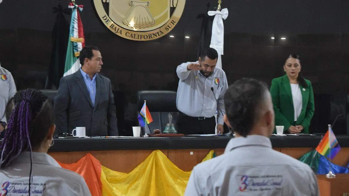 toma-protesta-parlamento-diversidad-sexual