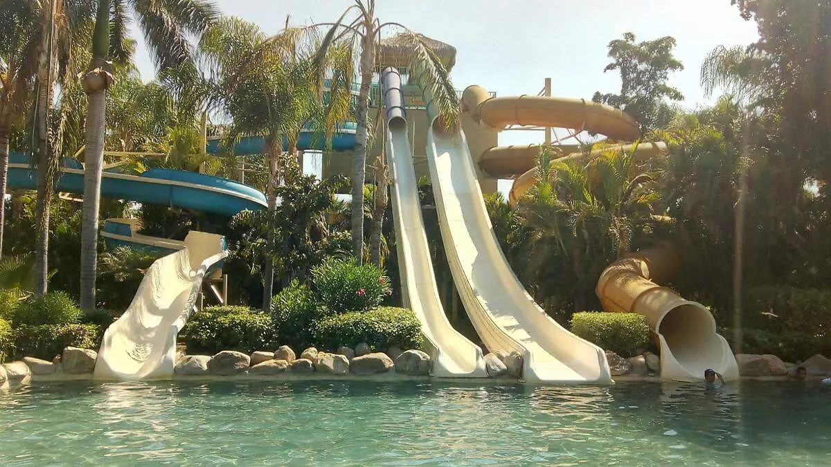 toboganes-balneario-caduano