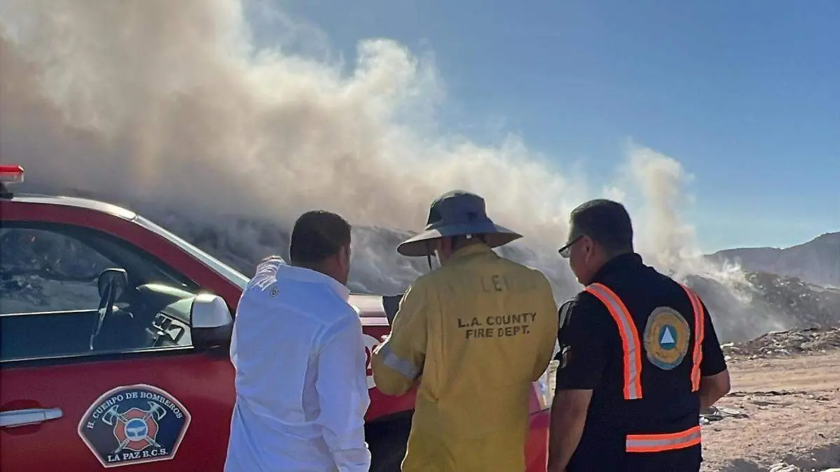 incendio relleno sanitario de la paz 1