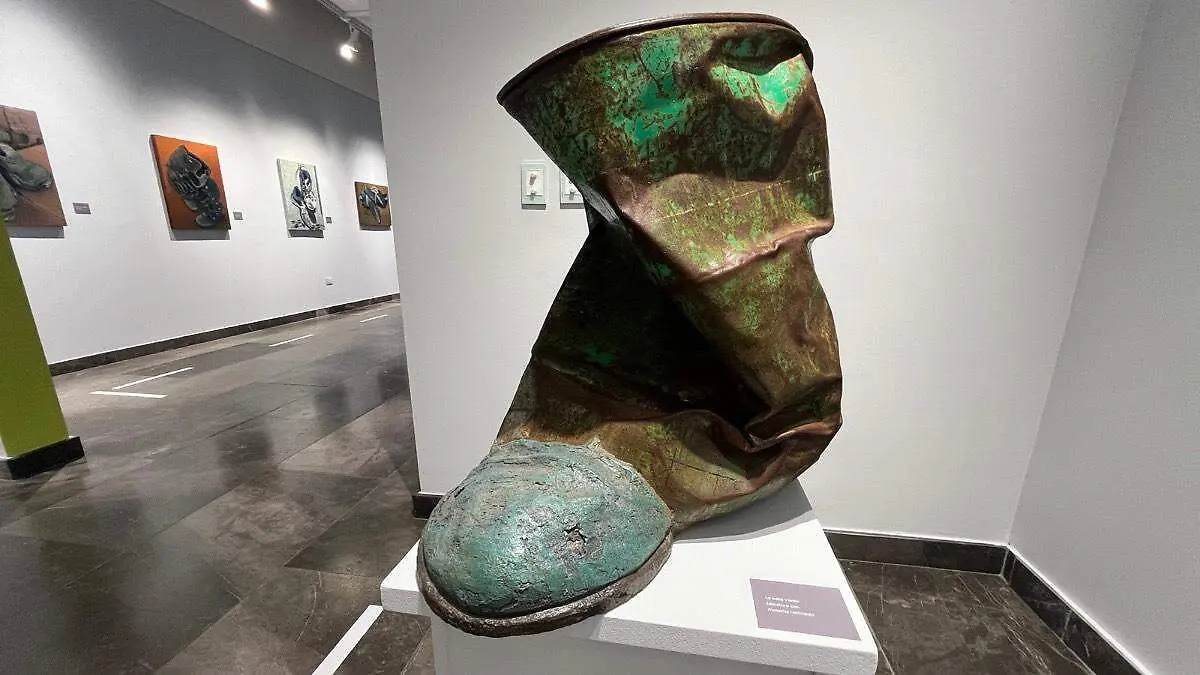 escultura-bota-muabcs